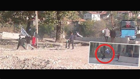 A­n­k­a­r­a­­d­a­k­i­ ­O­ ­M­a­h­a­l­l­e­d­e­ ­I­Ş­İ­D­ ­B­a­y­r­a­k­l­a­r­ı­ ­D­a­l­g­a­l­a­n­ı­y­o­r­